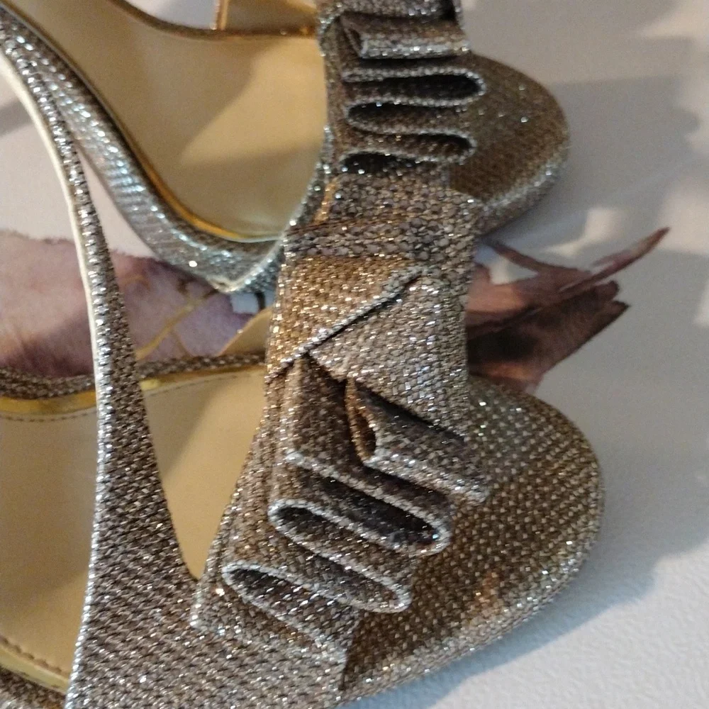 Jessica Simpson sparkle Sandals SOLD, SOLD, SOLD SOLD - Picture 10 of 12